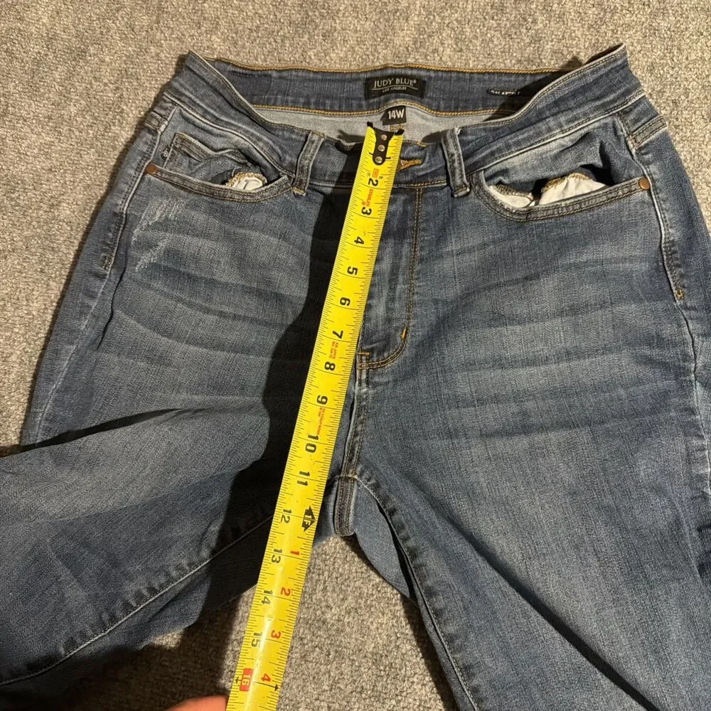 Judy Blue Denim Jeans Womens 14W Blue Relaxed Fit Super Stretchy Straight